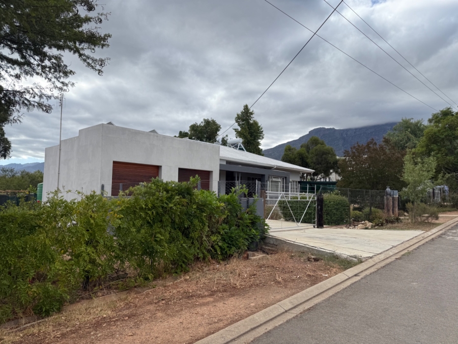5 Bedroom Property for Sale in Ladismith Western Cape